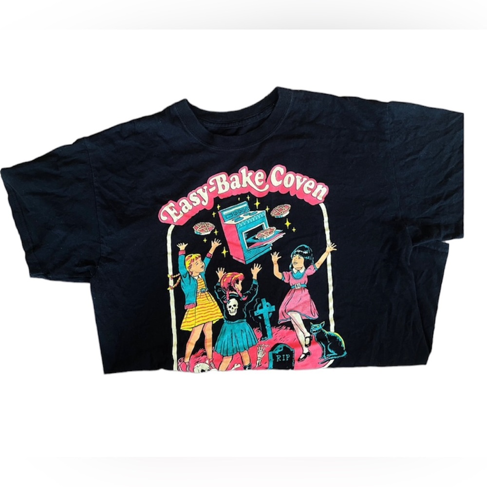 Easy-Bake Coven Creepy Co. Tee Large